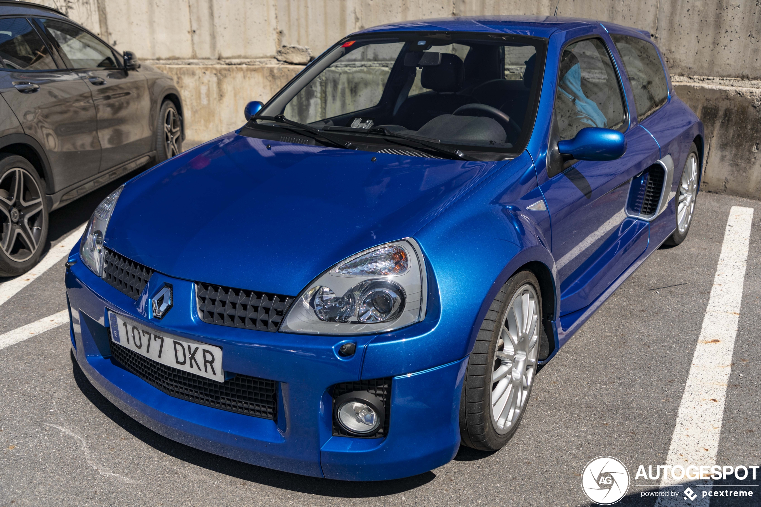 Renault Clio V6 Phase II