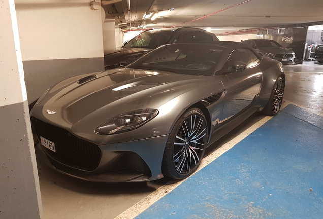 Aston Martin DBS Superleggera Volante