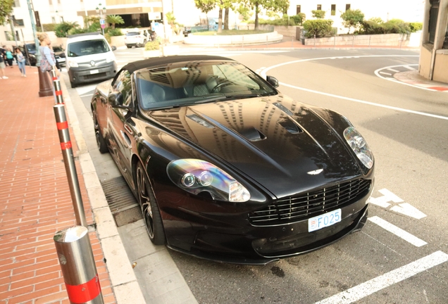 Aston Martin DBS Volante Carbon Black Edition