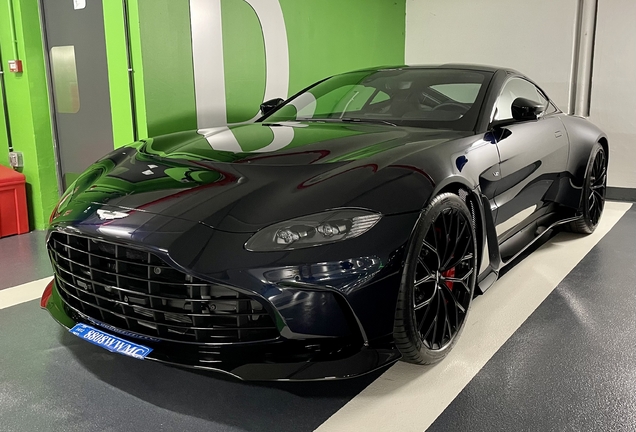 Aston Martin V12 Vantage 2023