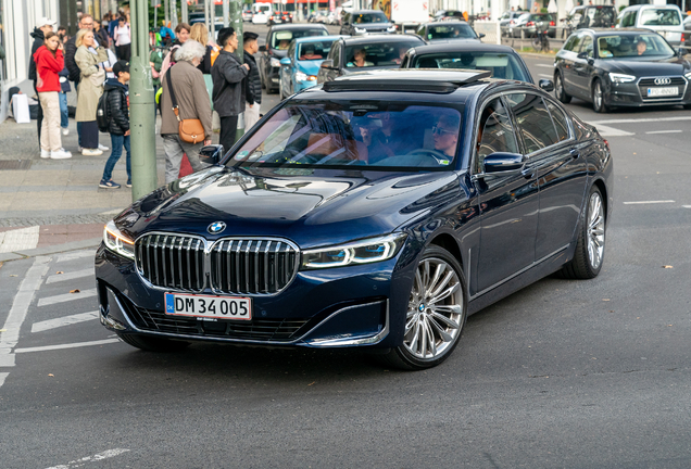 BMW M760Li xDrive 2019