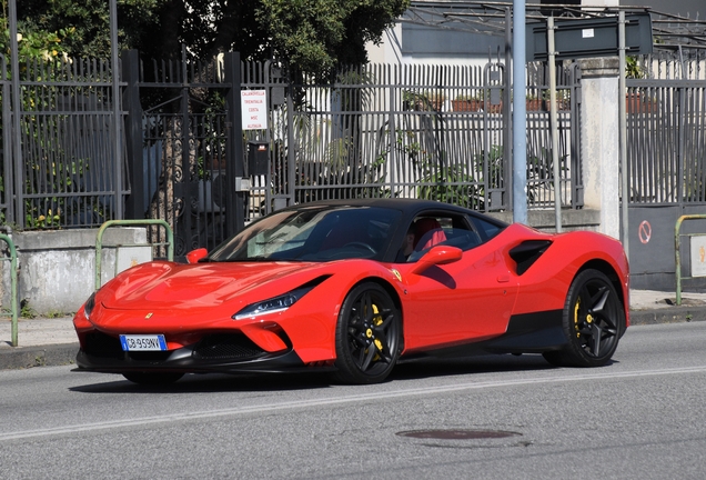 Ferrari F8 Tributo