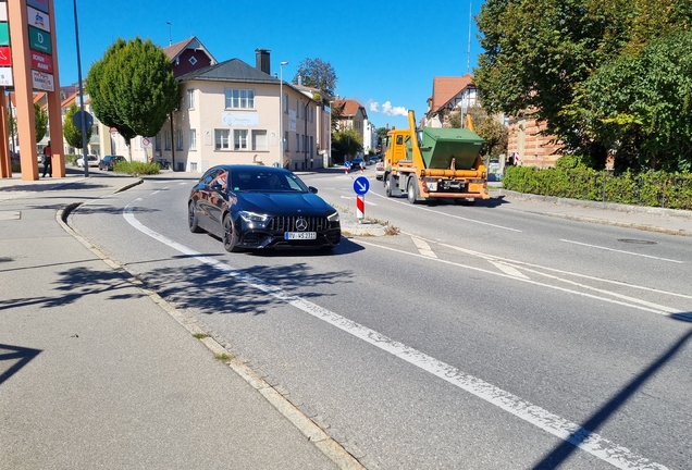 Mercedes-AMG CLA 45 S Shooting Brake X118