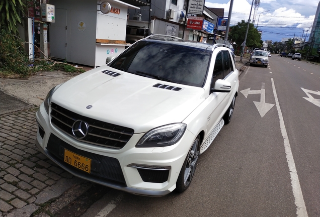 Mercedes-Benz ML 63 AMG W166