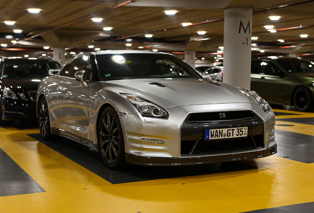 Nissan GT-R 2014