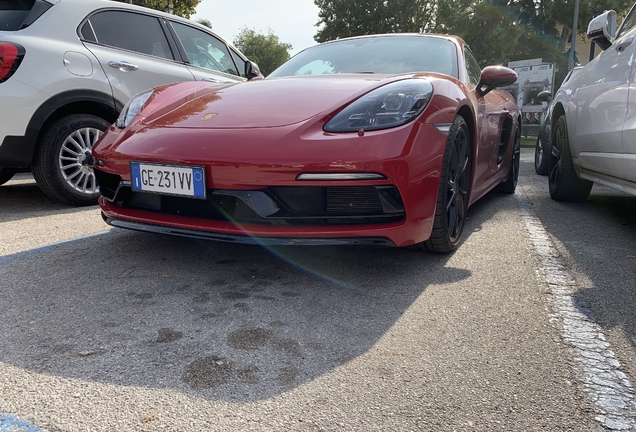 Porsche 718 Cayman S