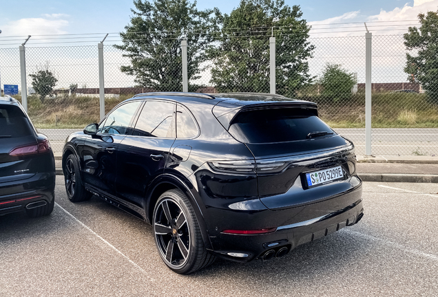 Porsche Cayenne Turbo S E-Hybrid