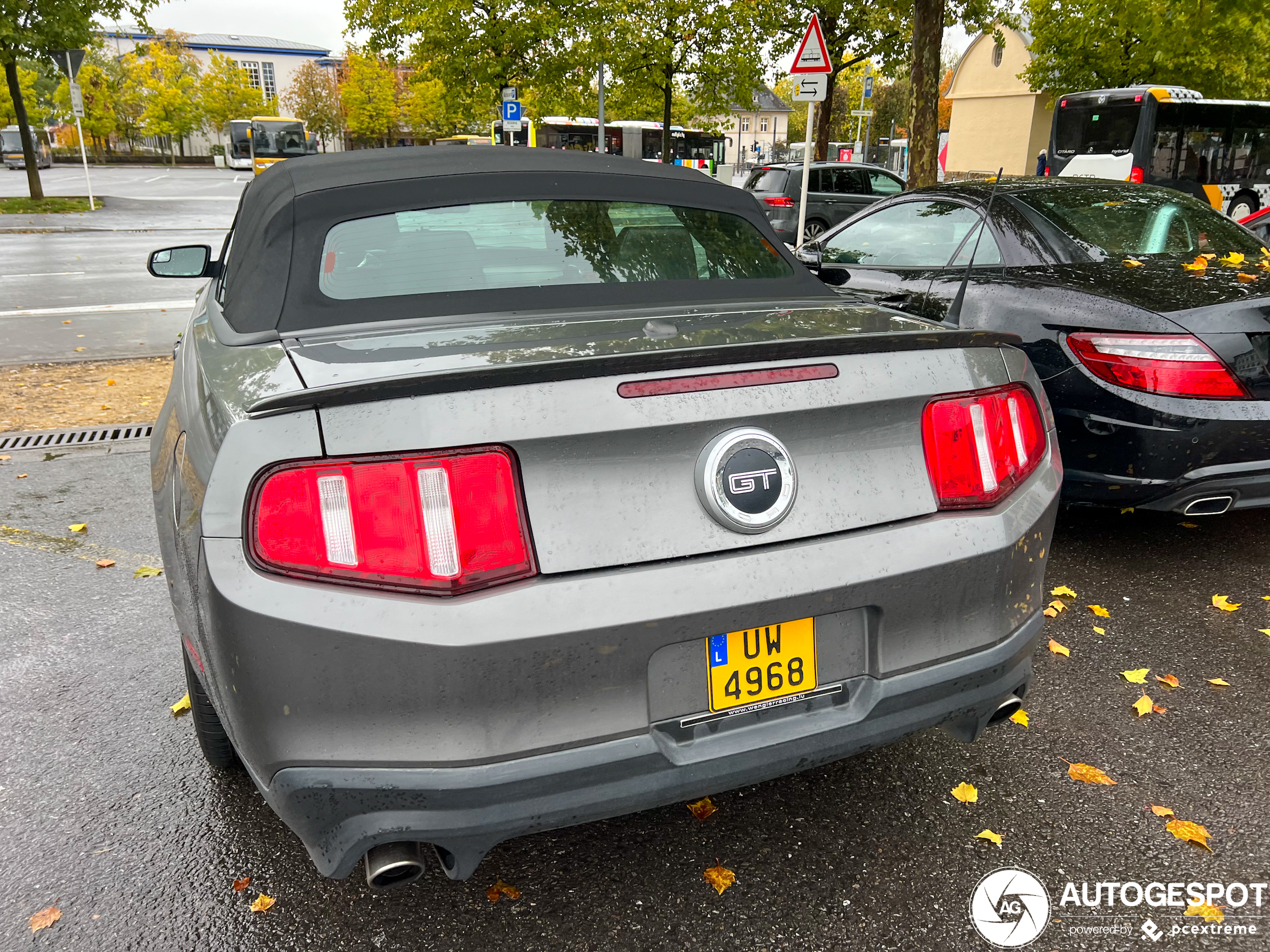 Ford Mustang GT Convertible 2011