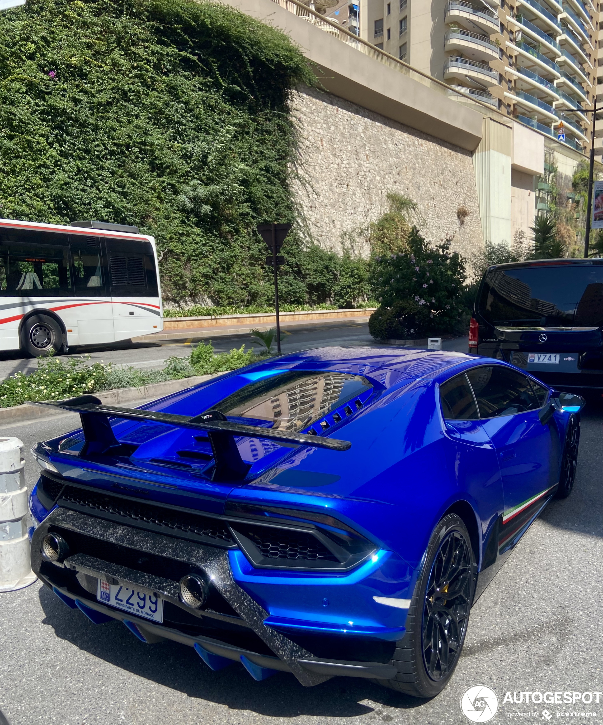 Lamborghini Huracán LP640-4 Performante