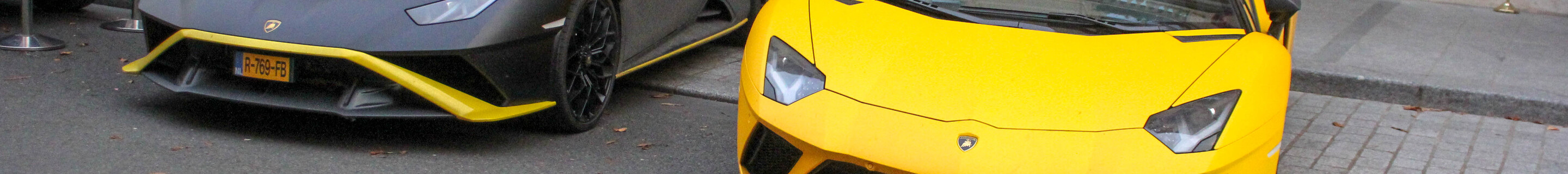 Lamborghini Aventador S LP740-4 Roadster