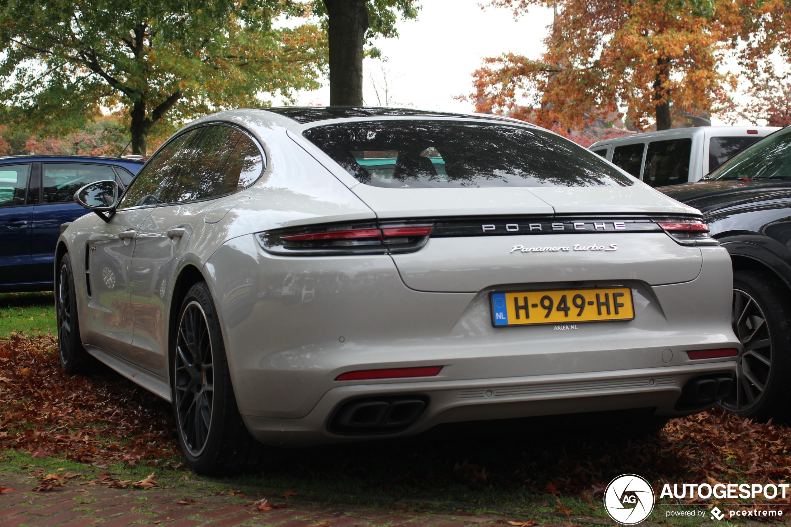 Porsche 971 Panamera Turbo S E-Hybrid