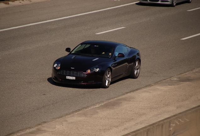 Aston Martin DB9