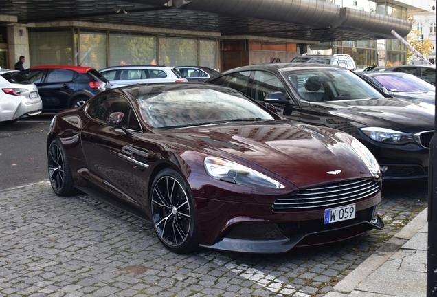 Aston Martin Vanquish 2013