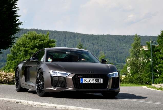 Audi R8 V10 Plus 2015