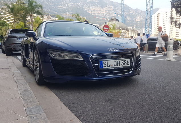 Audi R8 V10 Spyder 2013