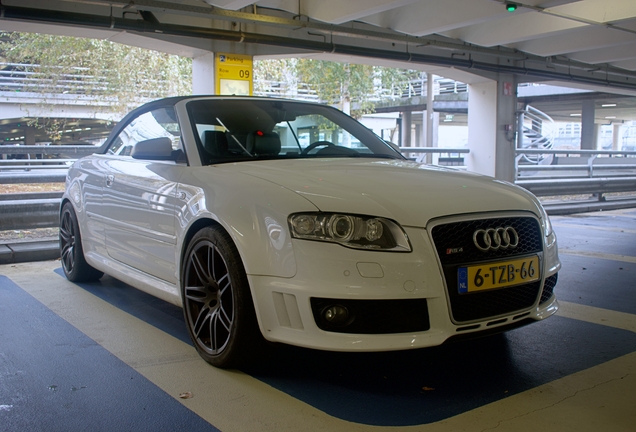 Audi RS4 Cabriolet