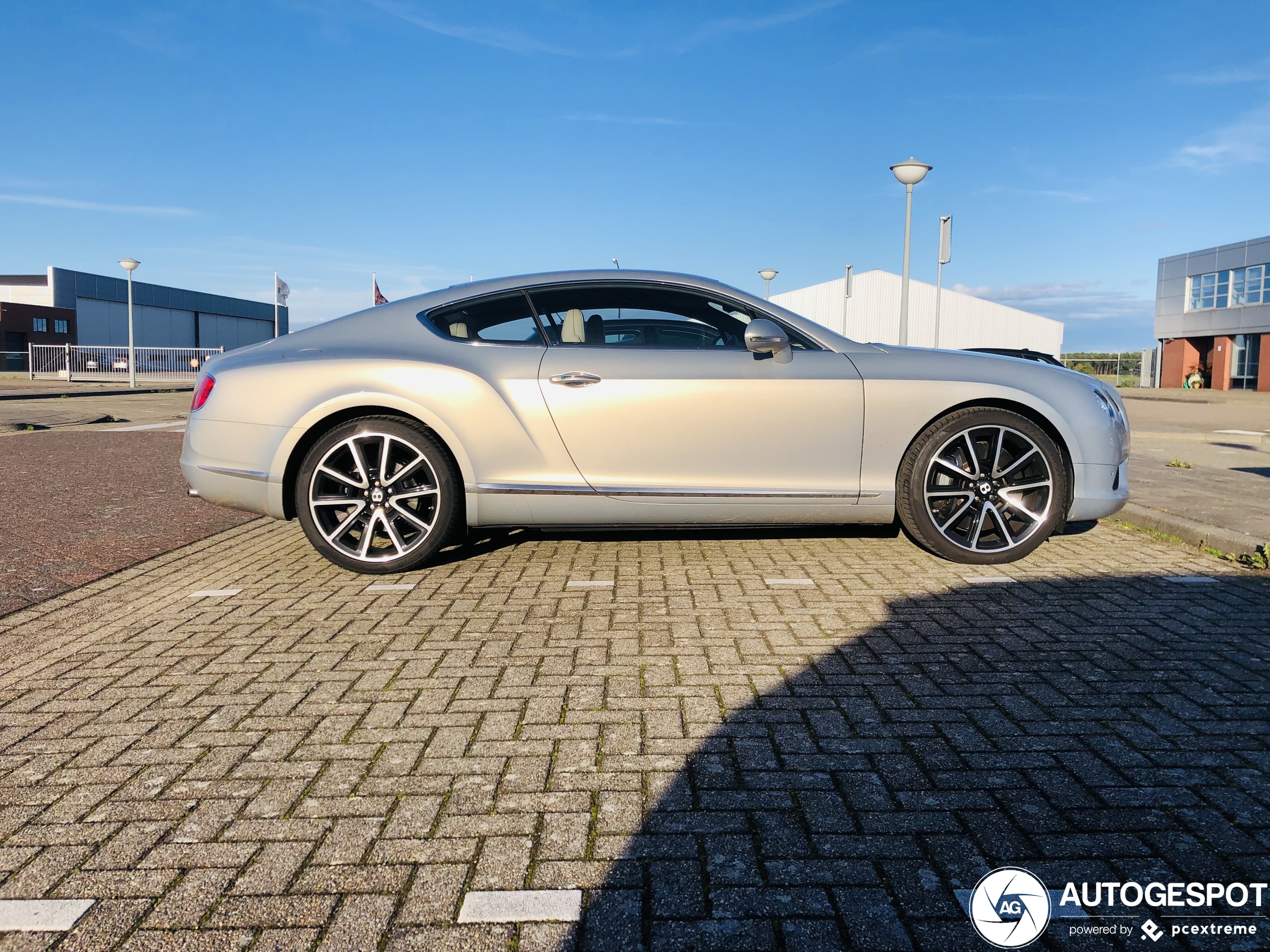 Bentley Continental GT V8