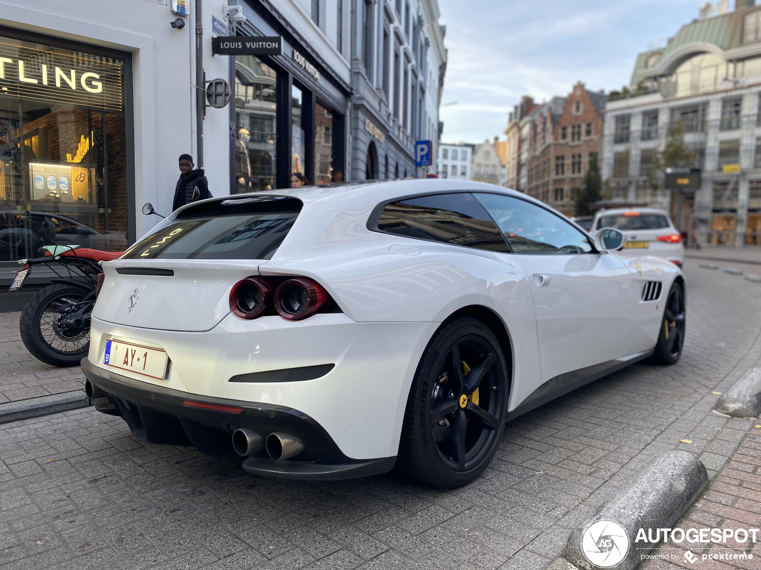 Ferrari GTC4Lusso T