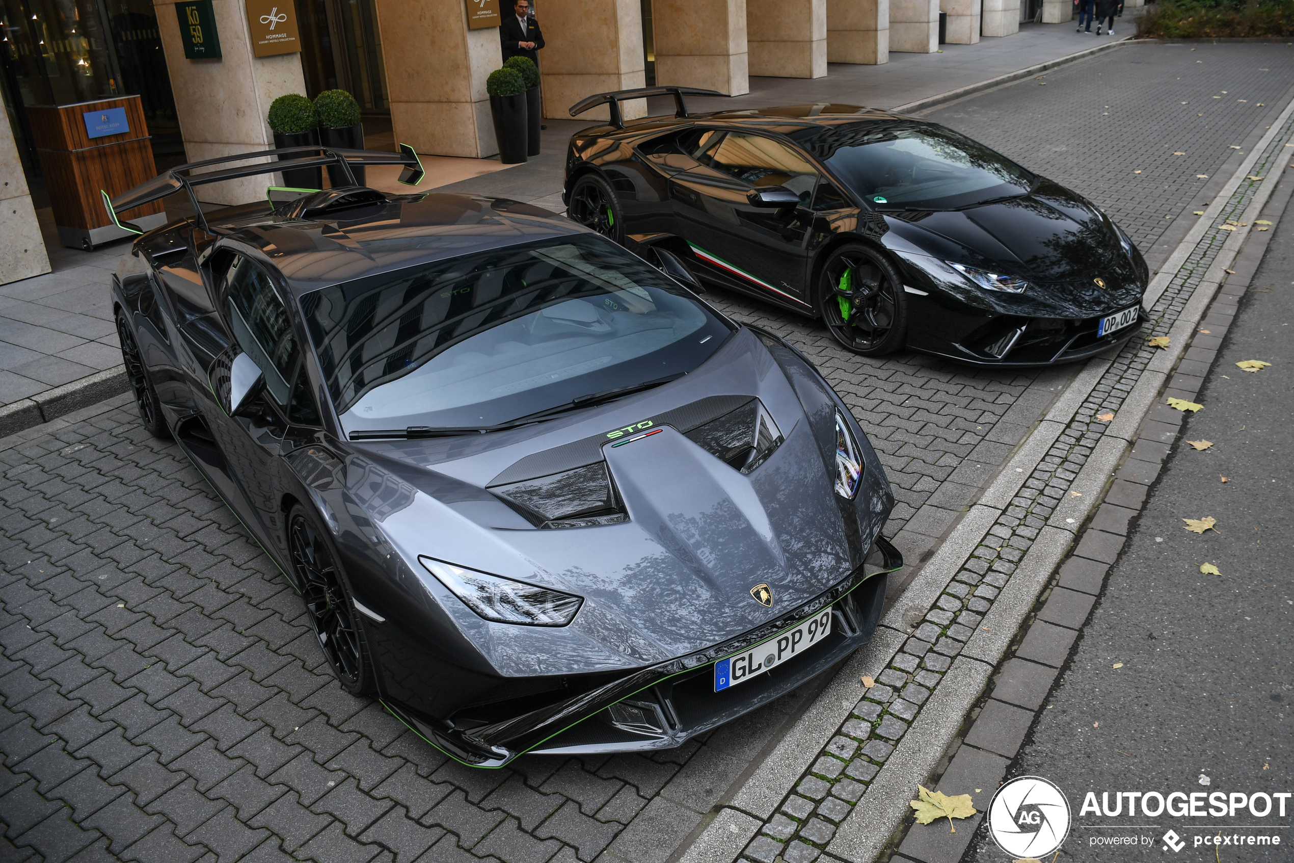 Duo dikke Huracán's in Düsseldorf