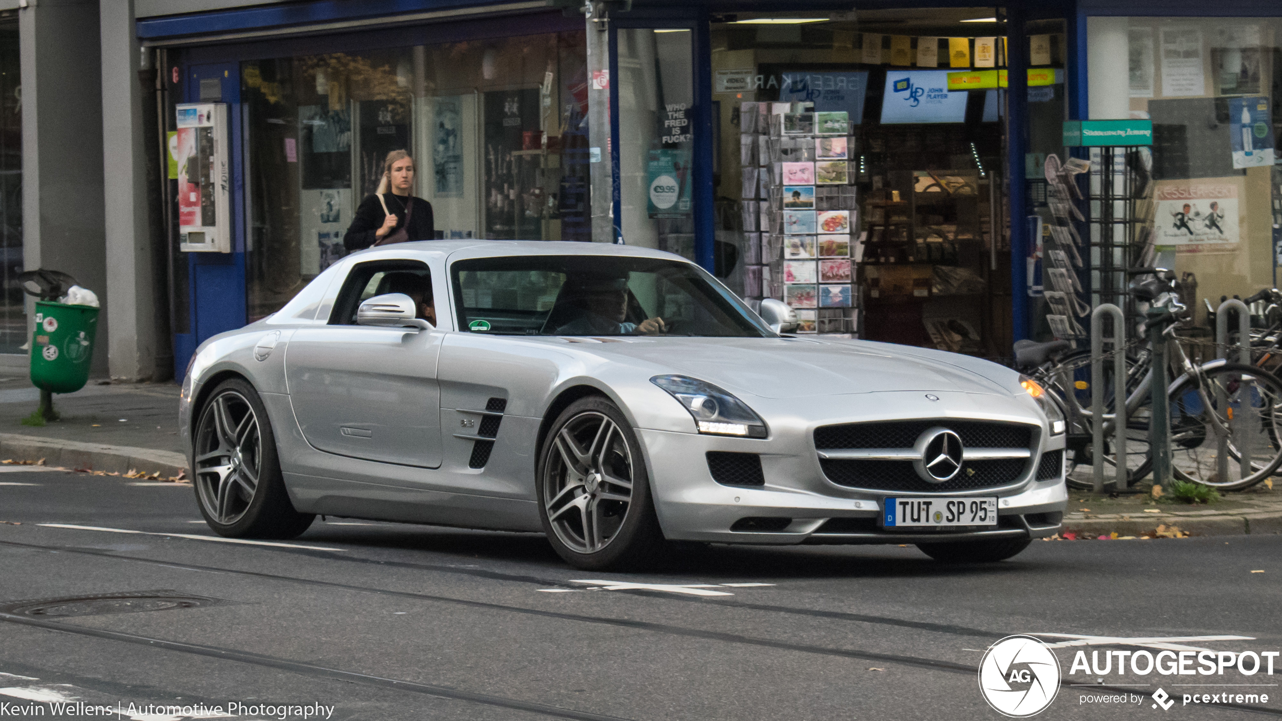 Mercedes-Benz SLS AMG