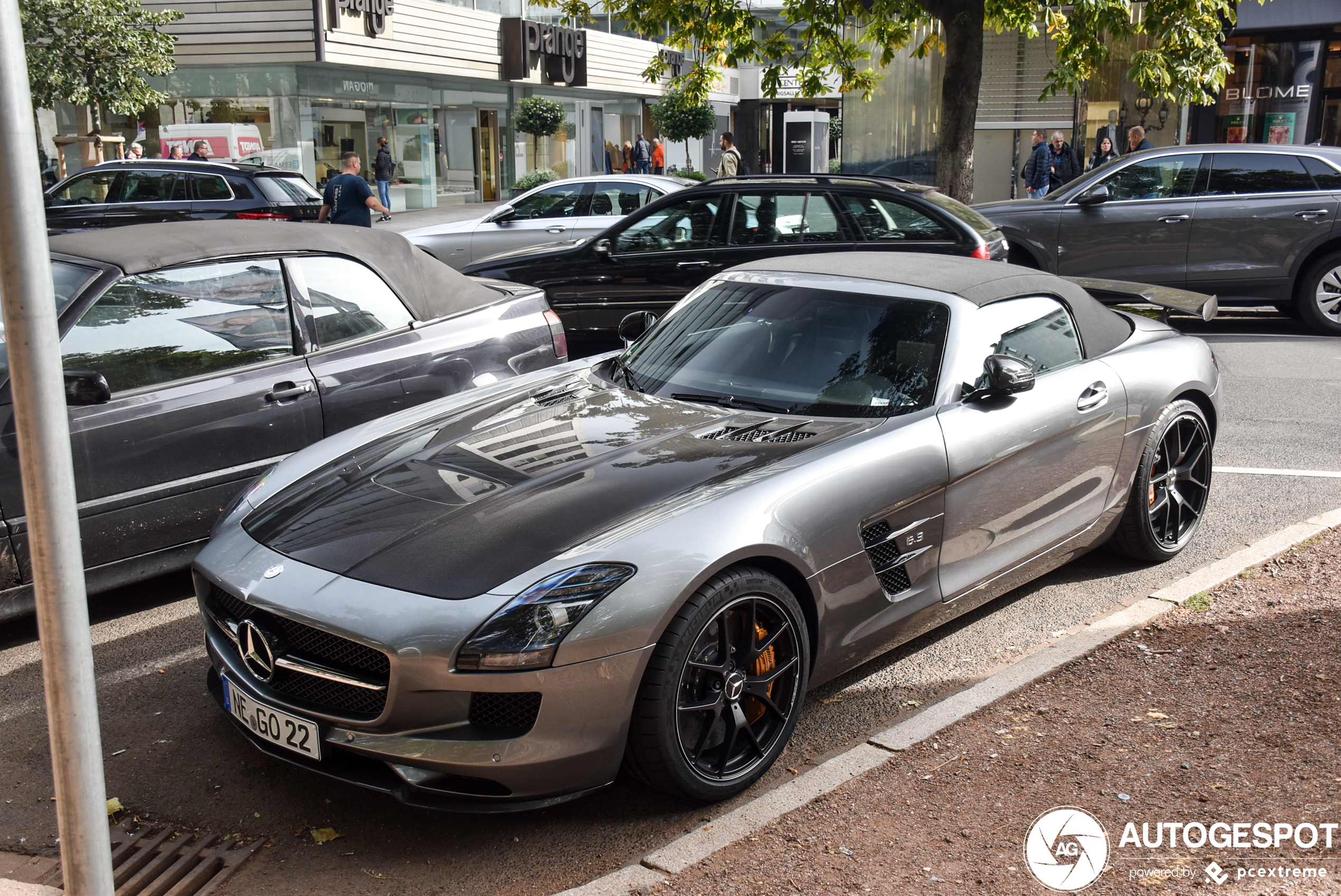 Mercedes-Benz SLS AMG GT Roadster Final Edition