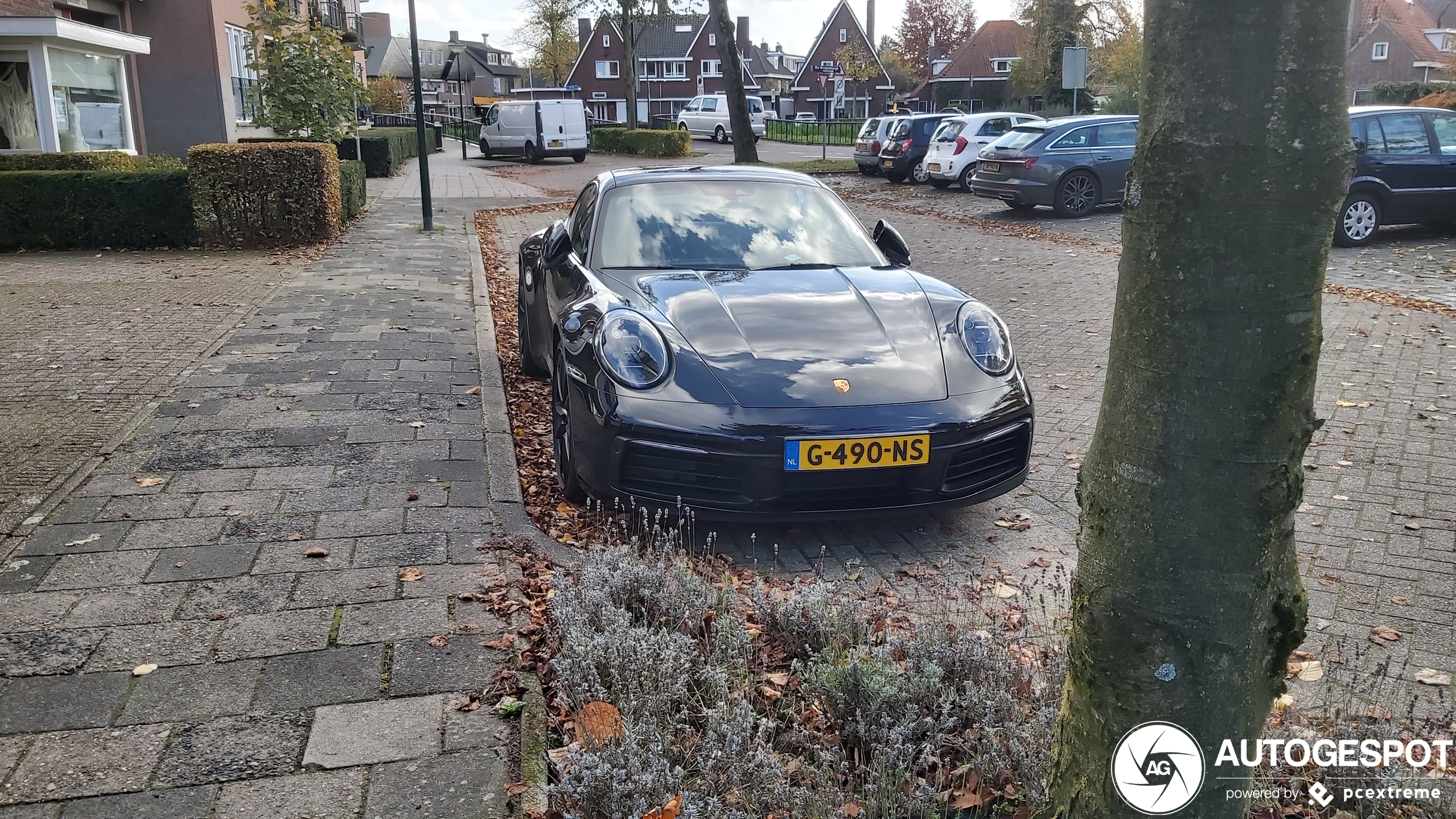 Porsche 992 Carrera 4S