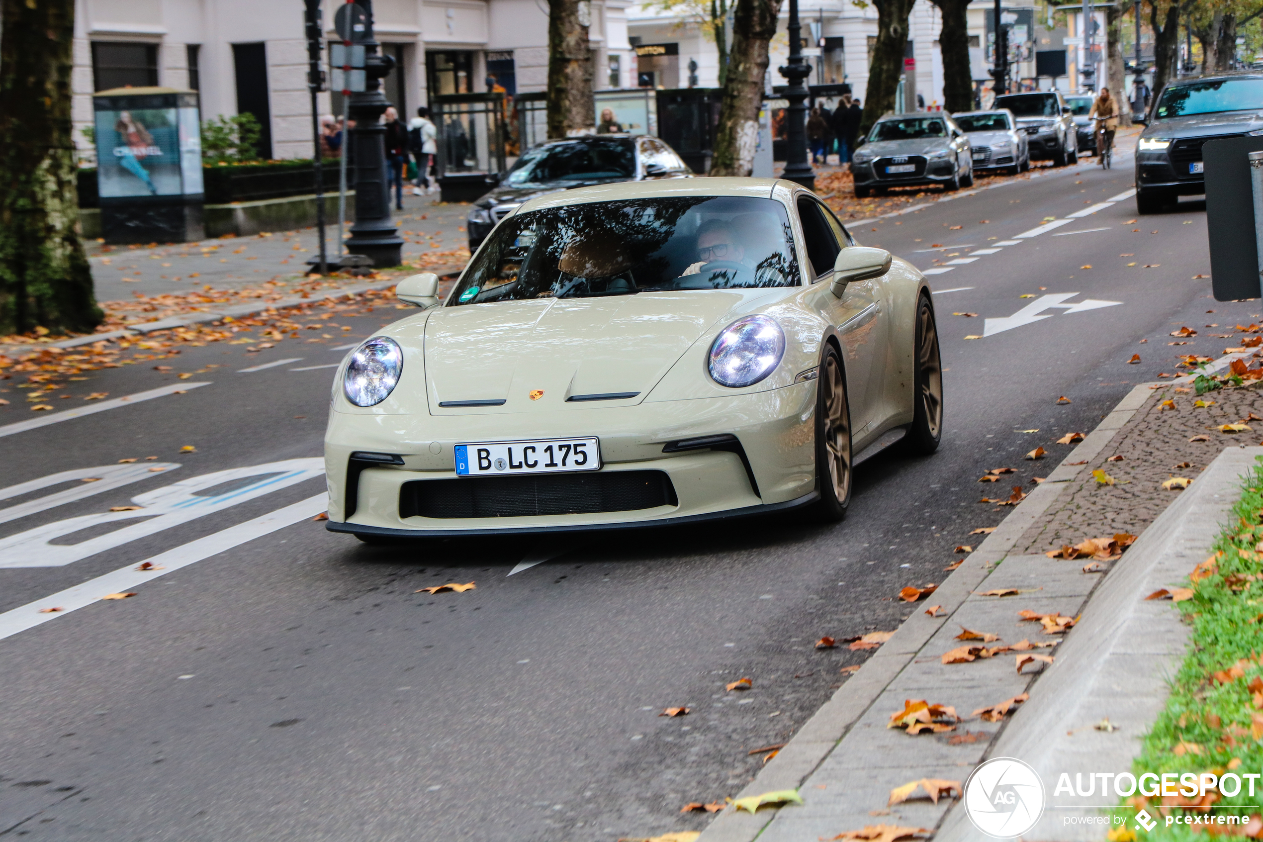 Porsche 992 GT3 Touring