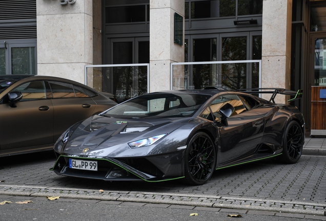 Lamborghini Huracán LP640-2 STO