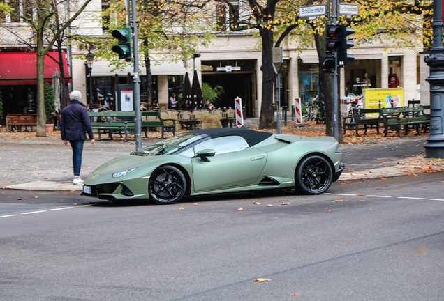 Lamborghini Huracán LP640-4 EVO Spyder