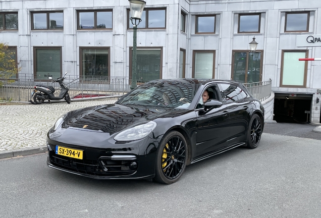 Porsche 971 Panamera Turbo S E-Hybrid Sport Turismo