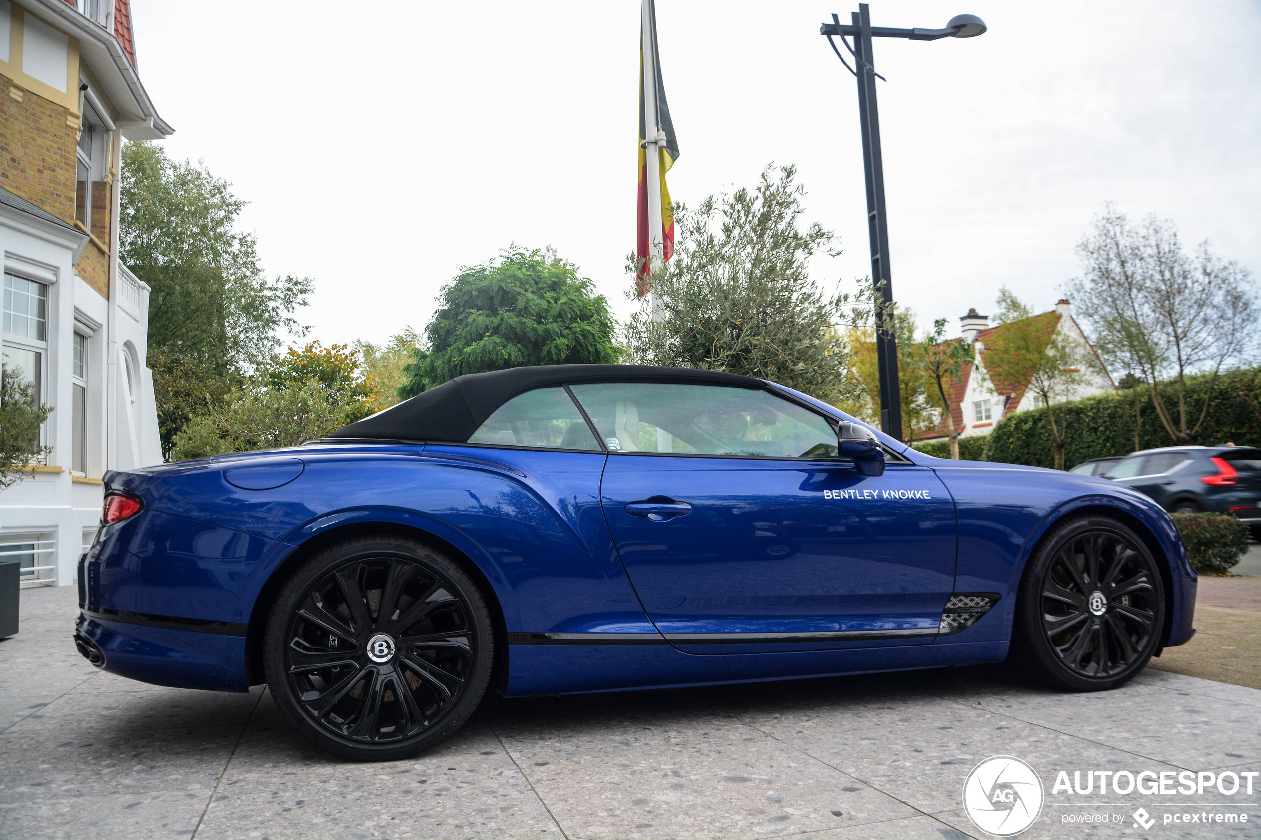 Bentley Continental GTC V8 2020 Mulliner