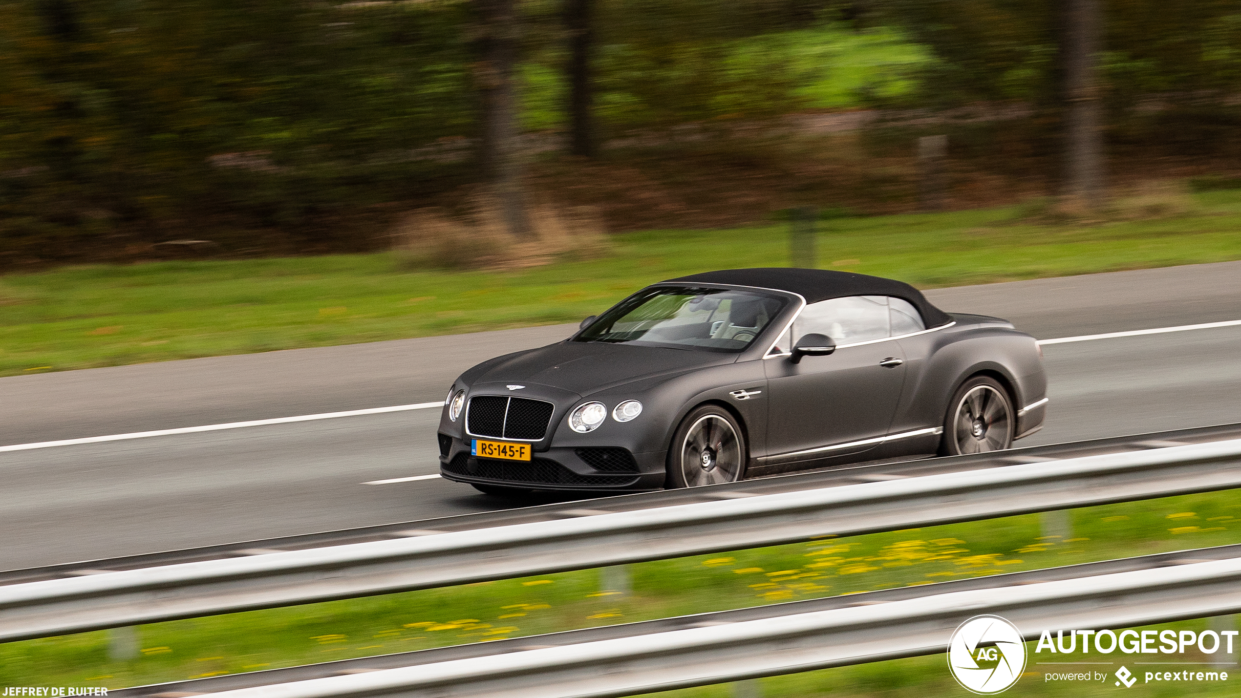 Bentley Continental GTC V8 S 2016