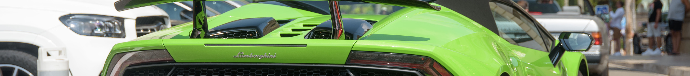 Lamborghini Huracán LP640-4 Performante Spyder