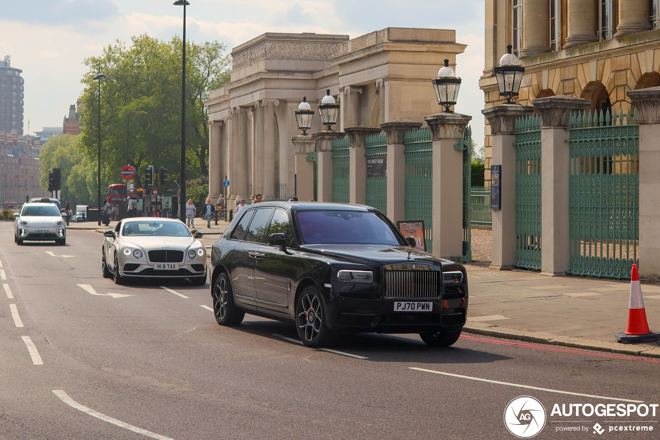 Rolls-Royce Cullinan Black Badge