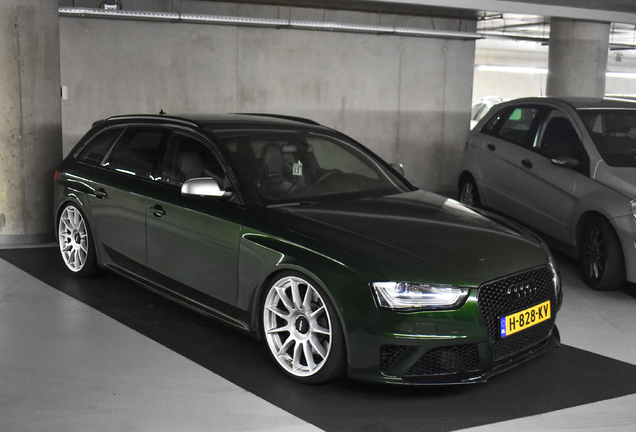 Audi RS4 Avant B8