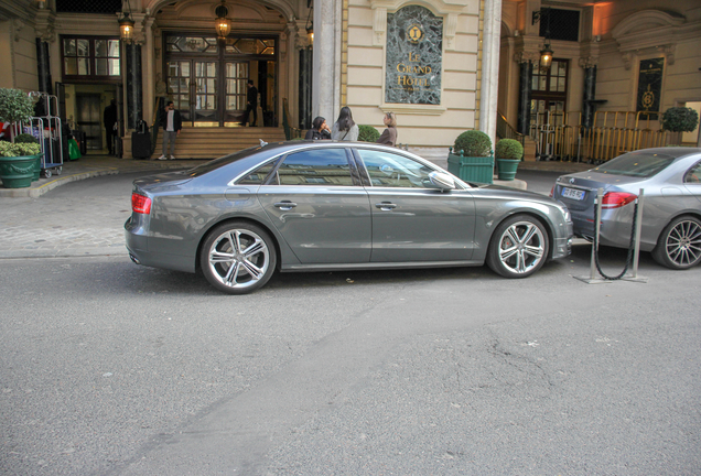 Audi S8 D4