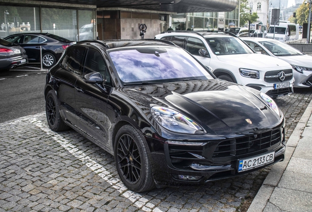 Porsche 95B Macan GTS MkI