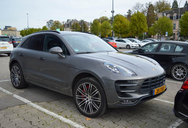 Porsche 95B Macan Turbo