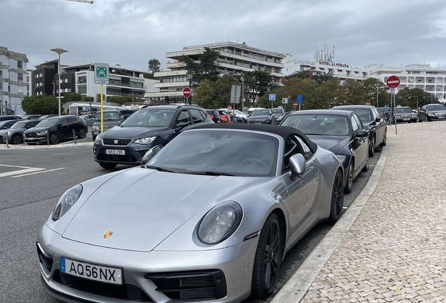 Porsche 992 Carrera 4 GTS Cabriolet