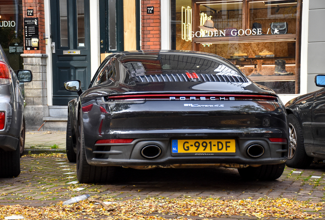 Porsche 992 Carrera 4S