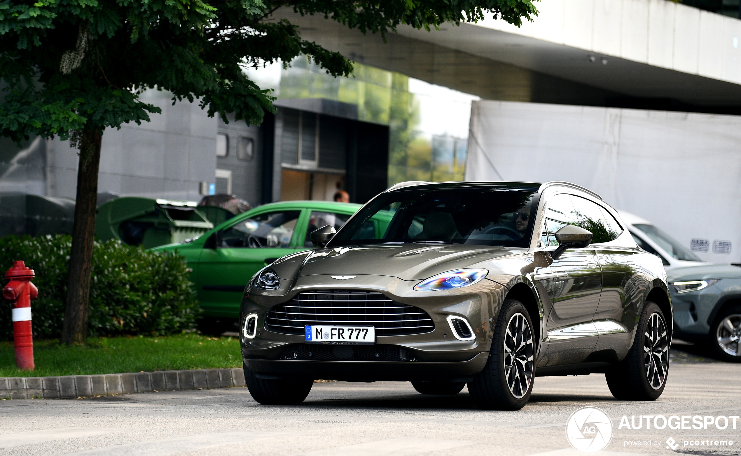 Aston Martin DBX