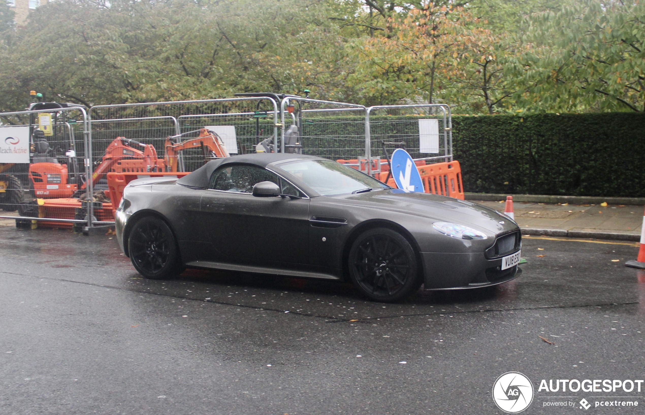 Aston Martin V12 Vantage S Roadster