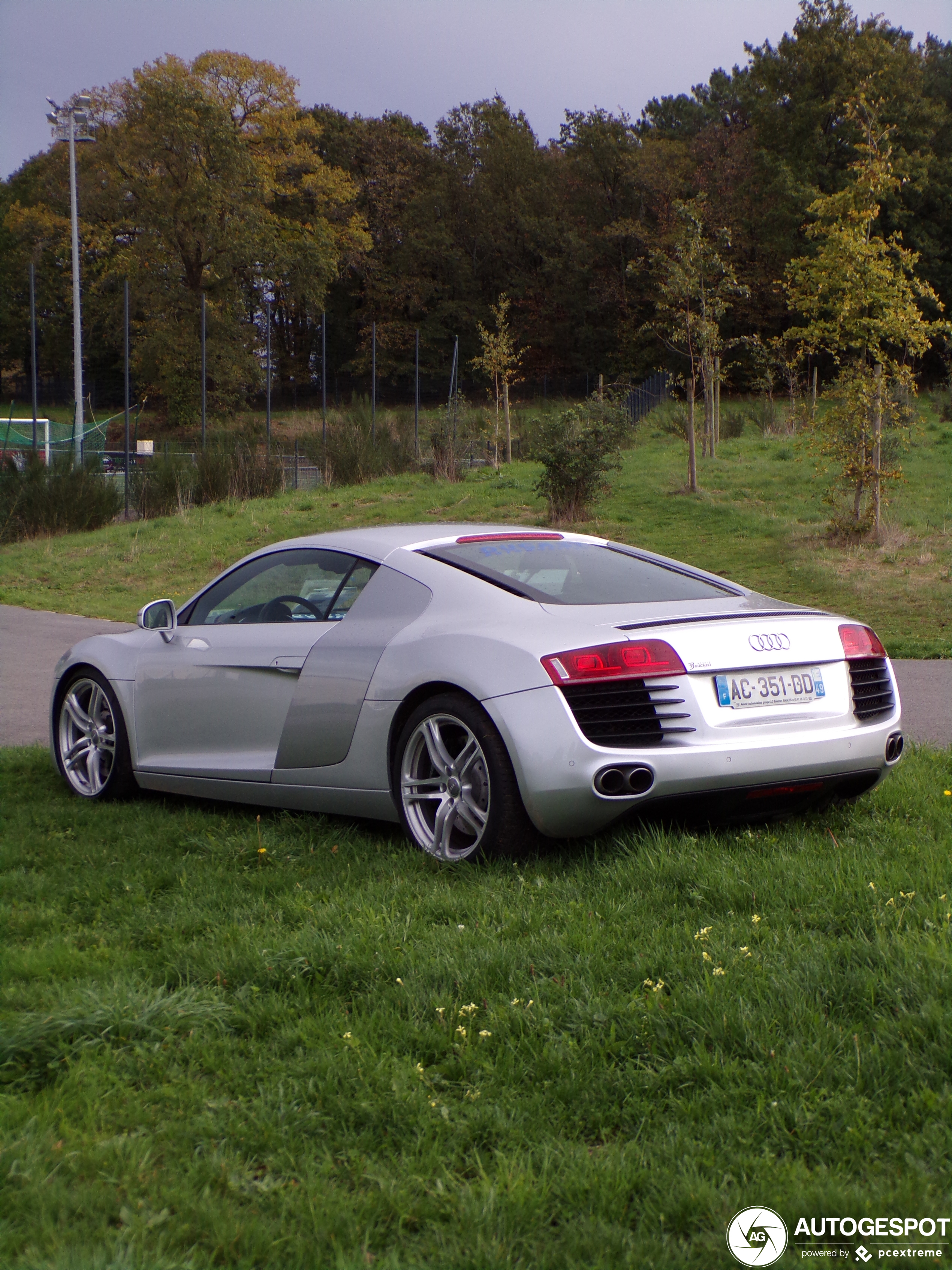 Audi R8