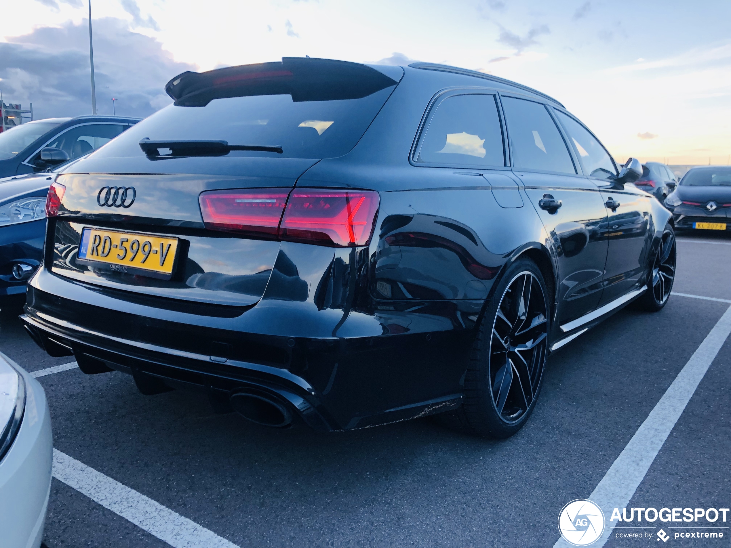 Audi RS6 Avant C7 2015