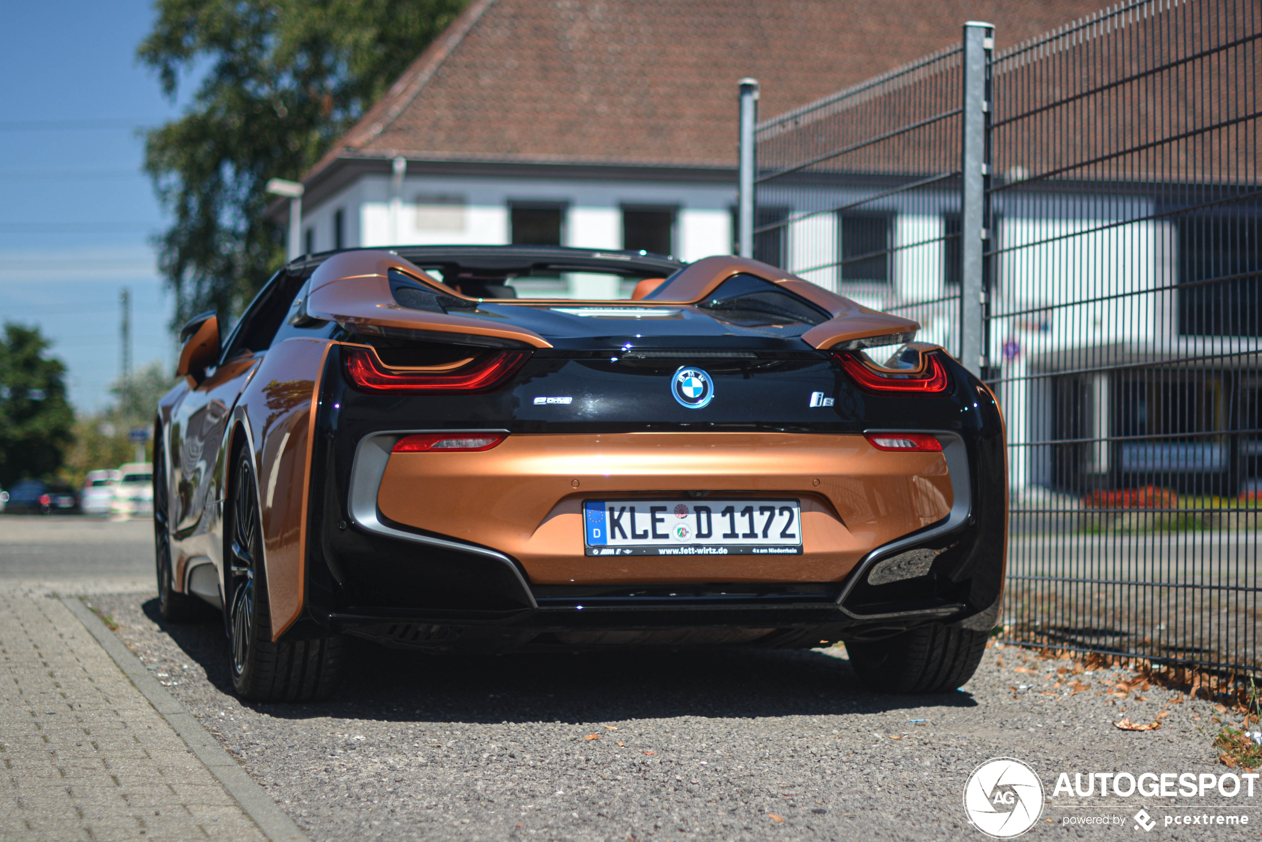 BMW i8 Roadster