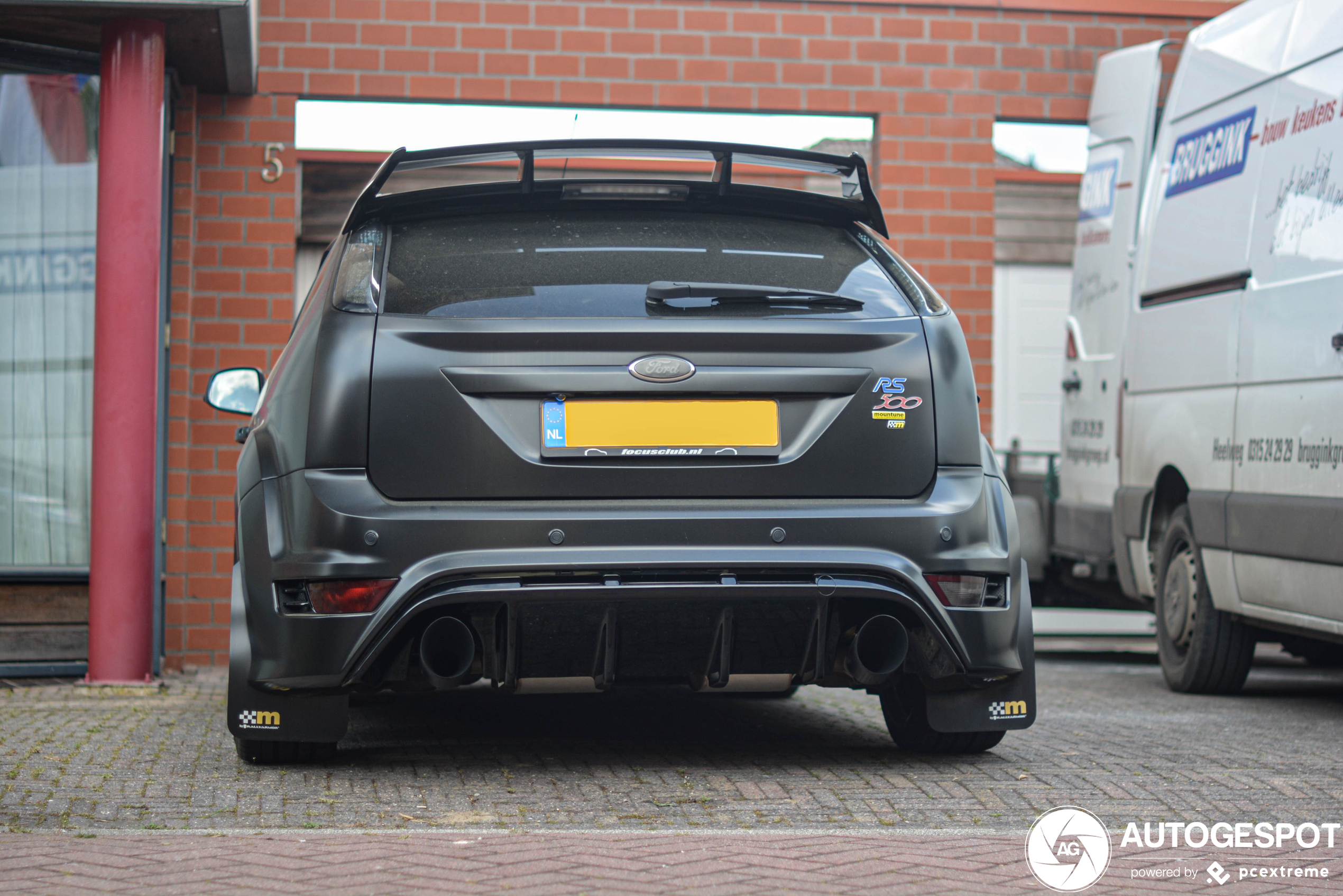 Ford Focus RS 500 Mountune MR 420