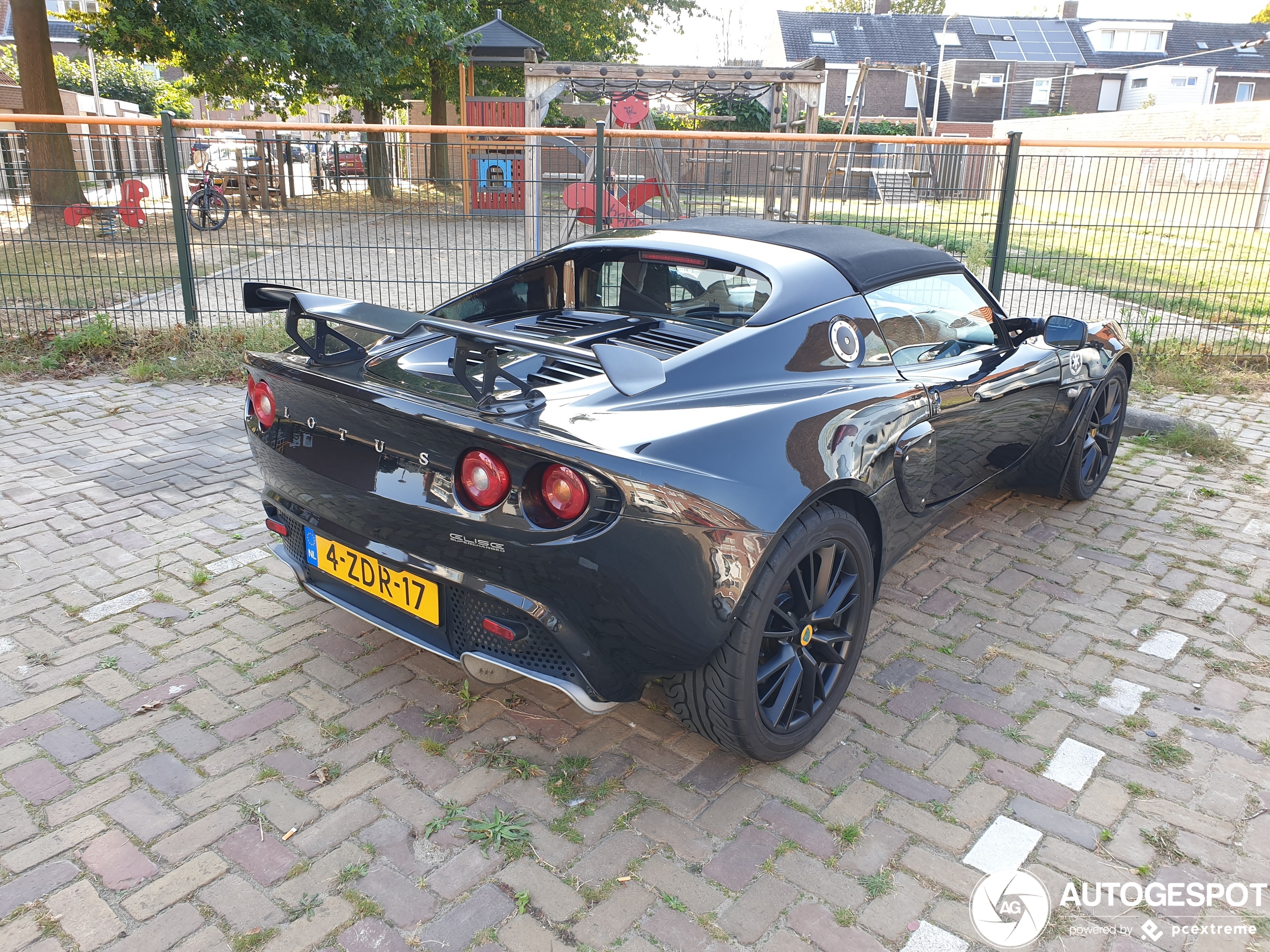 Lotus Elise S2 111R