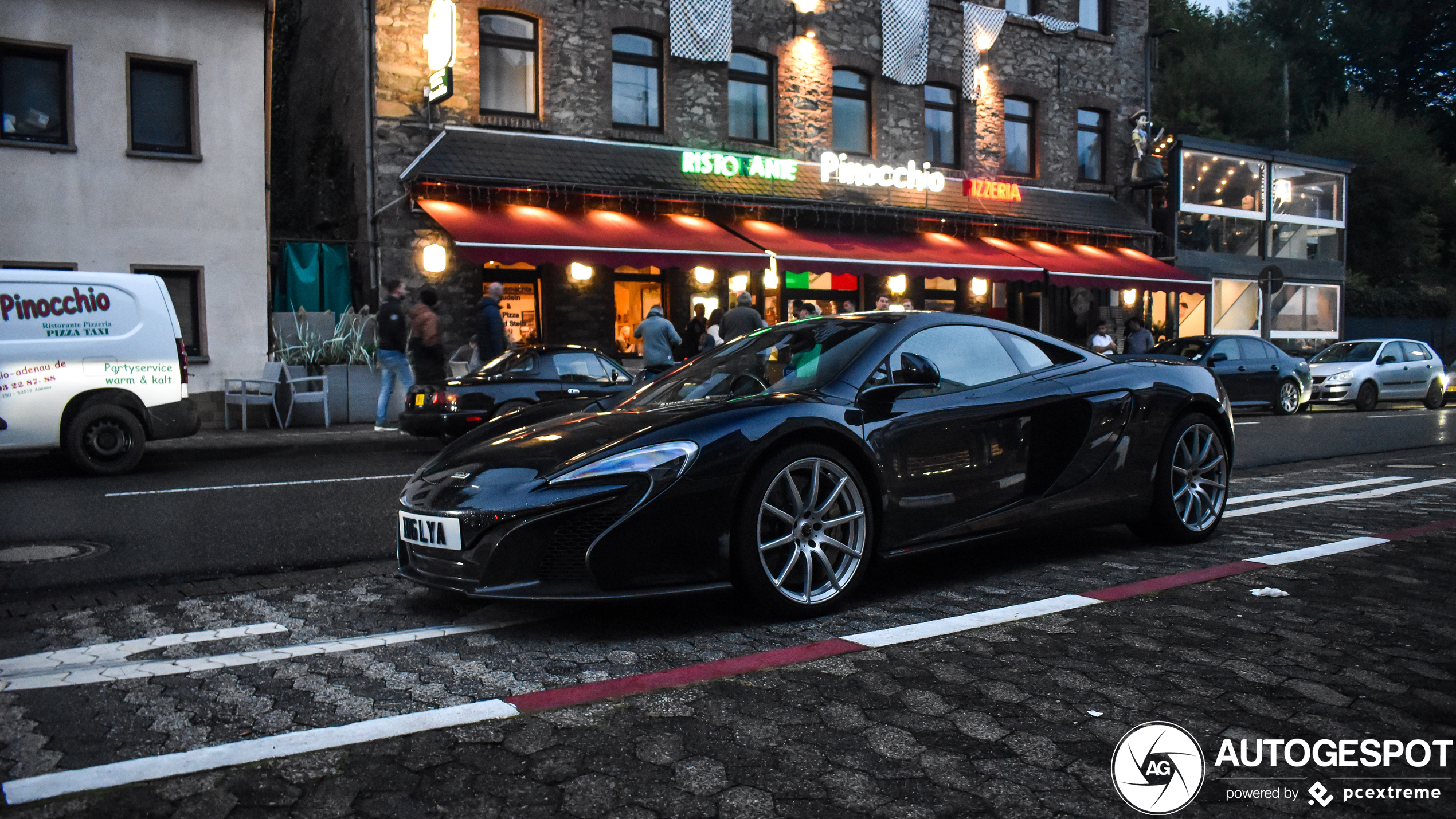 McLaren 650S