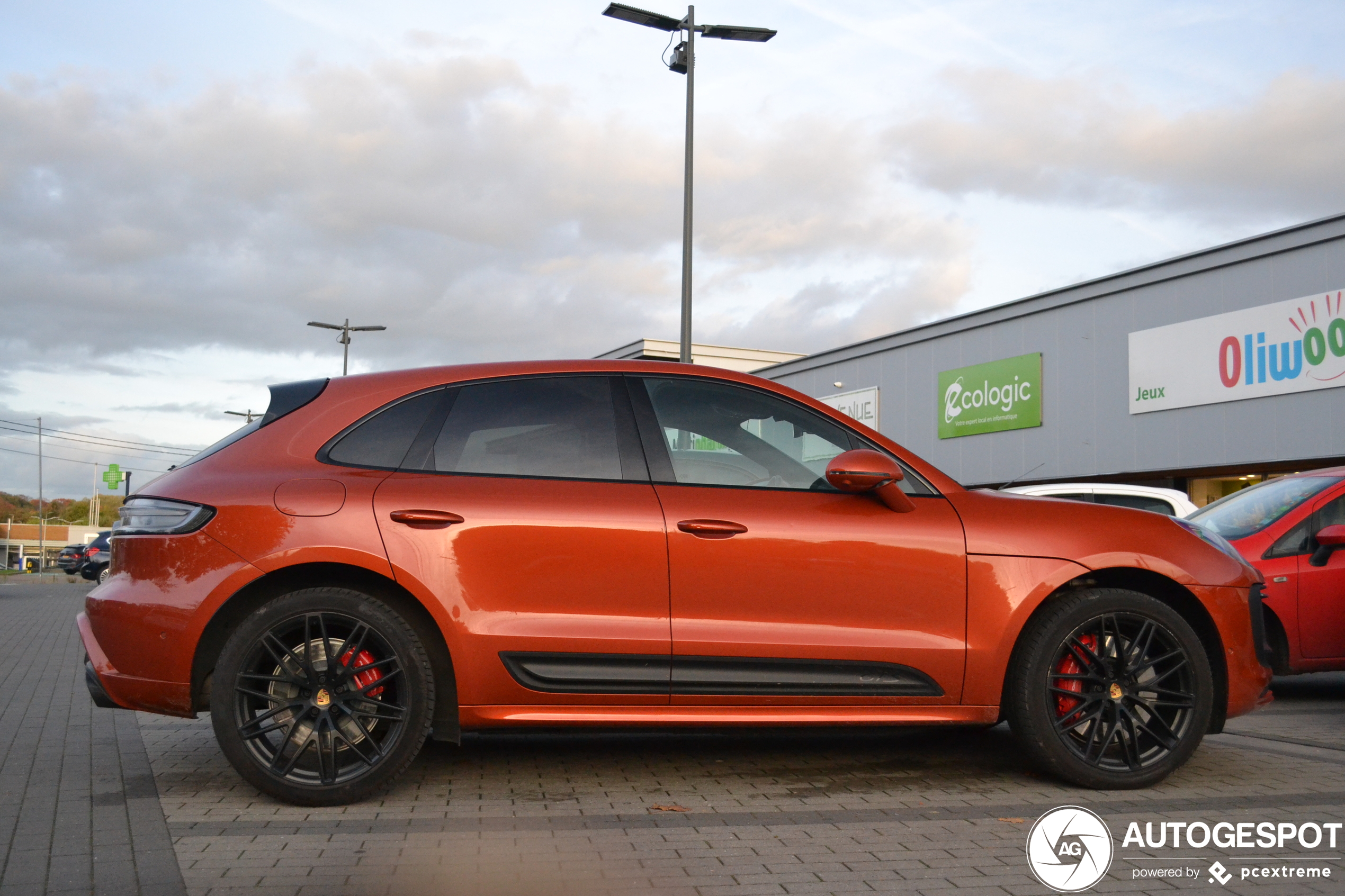 Porsche 95B Macan GTS MkIII