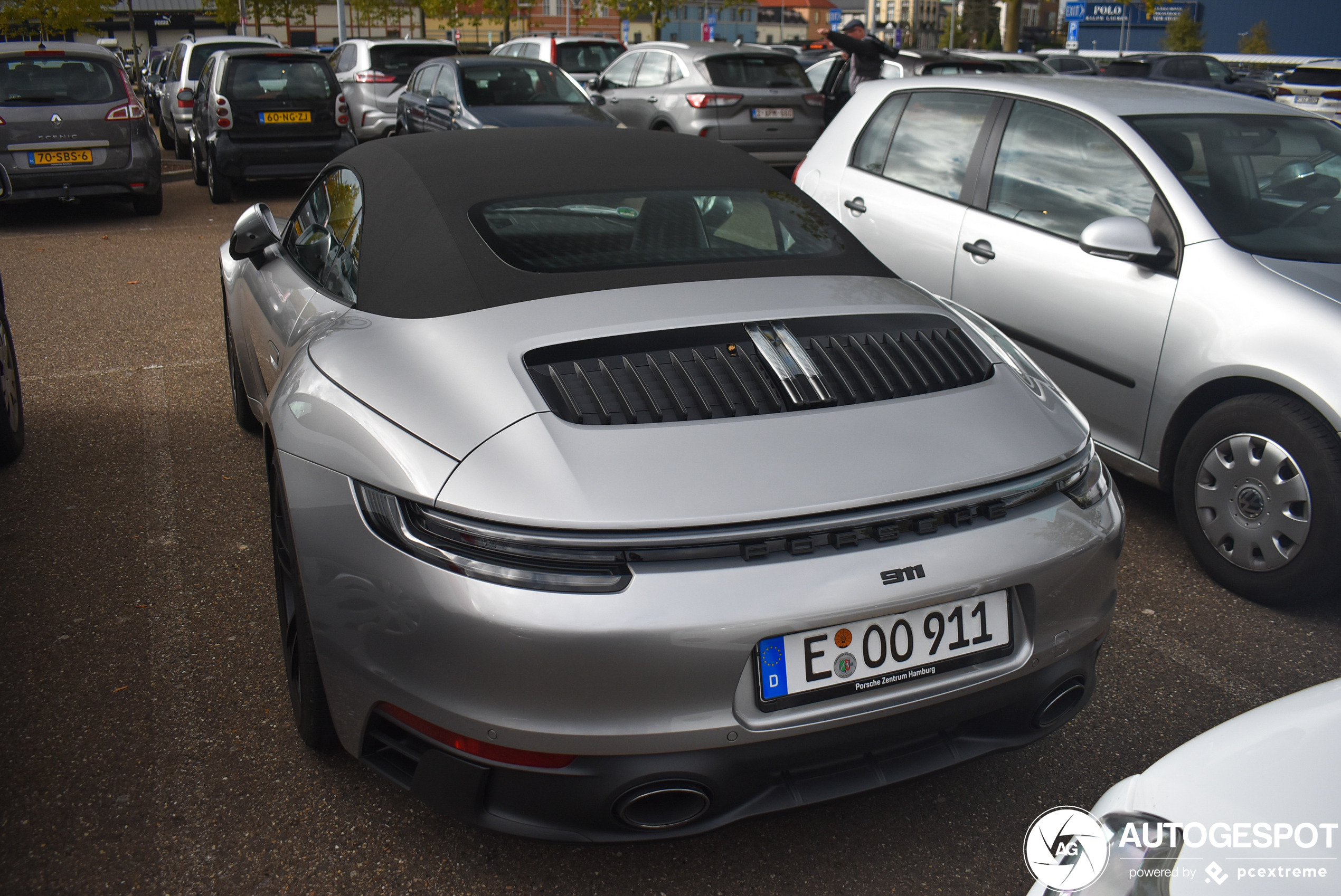 Porsche 992 Carrera 4 GTS Cabriolet